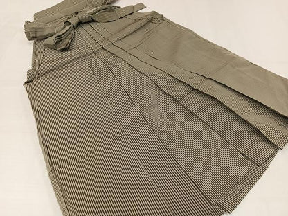 平和屋着物●男性　馬乗り袴　縞　正絹　逸品　AABJ1370ph