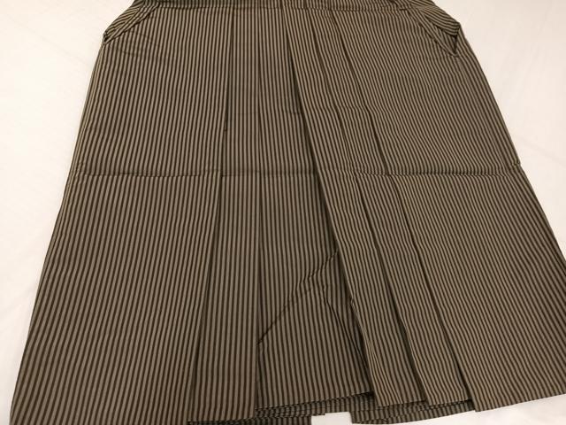 平和屋着物●男性　本場神代仙台平　馬乗り袴　縞　正絹　逸品　AABJ1375ph