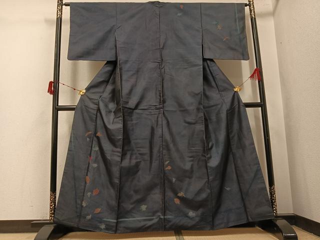 平和屋着物●訪問着　本場大島紬　染大島　舞葉文　暈し染め　金彩　正絹　逸品　AABJ1389ph