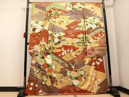 平和屋着物●豪華振袖　駒刺繍　草花文　金彩　正絹　逸品　AABJ1400ph