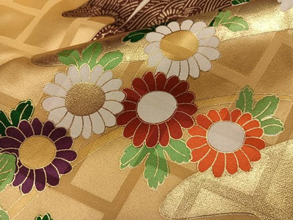 平和屋着物●豪華振袖　駒刺繍　草花文　金彩　正絹　逸品　AABJ1400ph