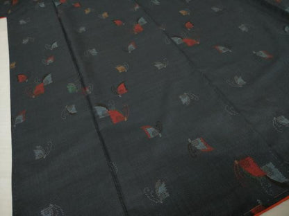 平和屋着物●本場大島紬　一元7マルキ　舞蝶文　正絹　逸品　AABJ1405ck