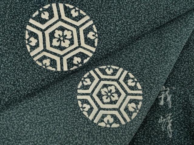 平和屋着物●訪問着　作家物　刺繍　花亀甲文　伊と幸　浜ちりめん　反端付き　正絹　逸品　AABJ1412ck