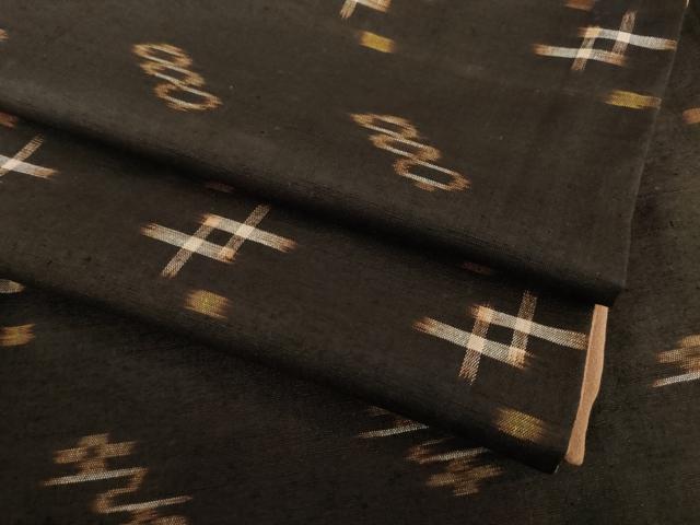 平和屋着物●国指定重要無形文化財　本場久米島紬　手織　正絹　逸品　AABJ1447ck