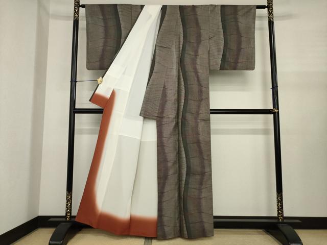 平和屋着物●本場大島紬　カタス9マルキ　間道　正絹　逸品　AABJ1456ck