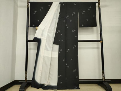 平和屋着物●上質な小紋　三つ葉　黒地　正絹　逸品　AABJ1463ck