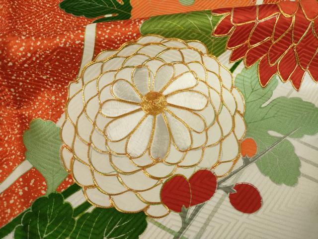 平和屋着物●豪華振袖　駒刺繍　菊　金彩　ロング丈　正絹　逸品　AABJ1473ck