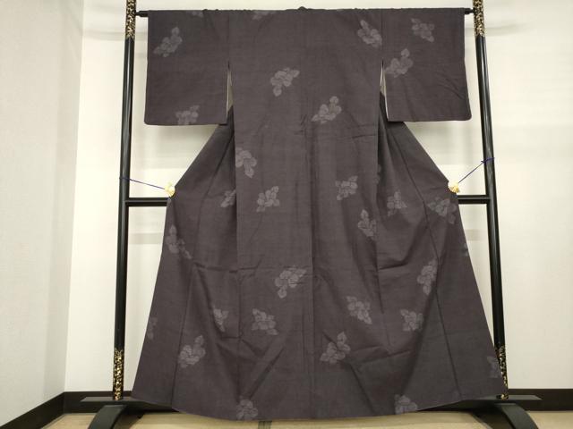 平和屋着物●本場結城紬　重要無形文化財　100亀甲　飛び亀甲柄　椿　鈴乃屋扱い　正絹　逸品　AABJ1479ck