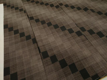 平和屋着物●本場大島紬　一元7マルキ　幾何学文様　正絹　逸品　未使用　AABJ1492ck