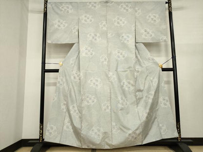 平和屋着物●本場大島紬　白大島　カタス9マルキ　割付き花唐草文　正絹　逸品　AABJ1500ck