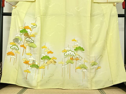 平和屋着物▽訪問着　単衣　駒刺繍　松文　暈し染め　金彩　正絹　逸品　AABJ1566jh