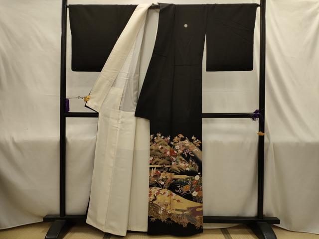 平和屋着物■豪華黒留袖　作家物　駒刺繍　花鳥文　暈し染め　金彩　正絹　逸品　AABJ1886sx