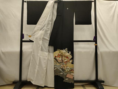 平和屋着物■豪華黒留袖　松竹梅地紙重ね風景文　金彩　正絹　逸品　AABJ1889sx