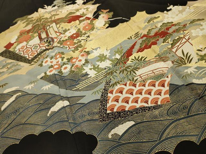 平和屋着物■豪華黒留袖　松竹梅地紙重ね風景文　金彩　正絹　逸品　AABJ1889sx