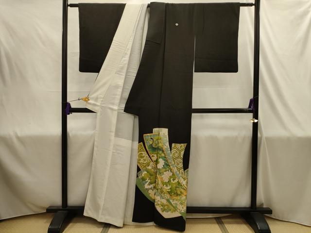 平和屋着物■豪華黒留袖　駒刺繍　松竹梅孔雀花短冊文　金彩　正絹　逸品　AABJ1894sx