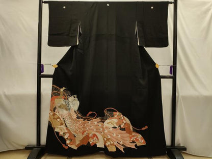 平和屋着物■豪華黒留袖　刺繍　地紙重ね孔雀風景文　金銀糸　金彩　正絹　逸品　AABJ1897sx