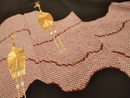 平和屋着物■豪華黒留袖　駒刺繍　絞り　孔雀文　正絹　逸品　AABJ1902sx