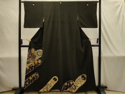 平和屋着物■豪華黒留袖　駒刺繍　孔雀羽文　金彩　正絹　逸品　AABJ1904sx