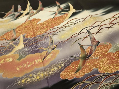 平和屋着物■豪華黒留袖　作家物　飛鶴文　暈し染め　金彩　正絹　逸品　AABJ1908sx