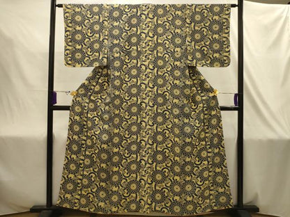 平和屋着物■上質な小紋　型染め　菊唐草文　鬼しぼ縮緬　正絹　逸品　AABJ2028sx