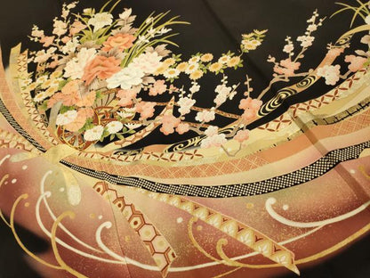 平和屋着物■豪華黒留袖　駒刺繍　束ね熨斗花車文　暈し染め　金彩　正絹　逸品　AABJ2057sx