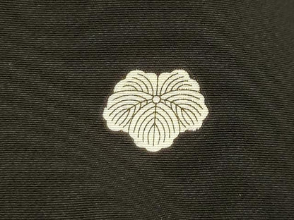 平和屋着物■豪華黒留袖　駒刺繍　束ね熨斗花車文　暈し染め　金彩　正絹　逸品　AABJ2057sx