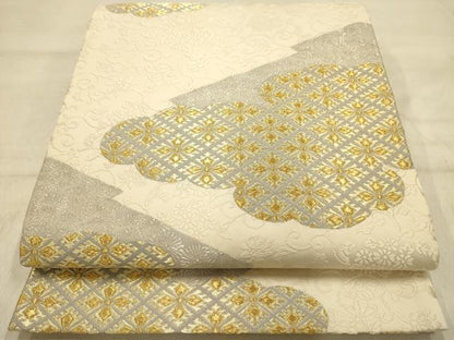 平和屋着物●六通柄袋帯　唐織　雲取花菱文　金銀糸　正絹　逸品　AABJ2135sx
