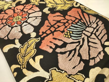 平和屋着物●六通柄　本袋帯　牡丹文万暦　黒地　金糸　正絹　逸品　AABJ2168sx