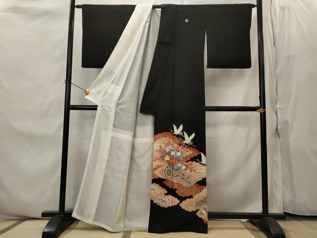 平和屋着物■豪華黒留袖　駒刺繍　飛鶴花車文　金彩　正絹　逸品　AABJ2211st