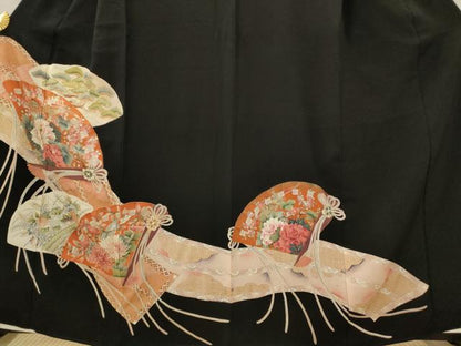 平和屋着物■豪華黒留袖　駒刺繍　扇面花鳥文　金彩　正絹　逸品　AABJ2219st