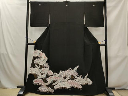 平和屋着物■豪華黒留袖　飛鶴枝松文　金彩　正絹　逸品　AABJ2314st