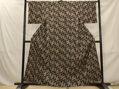 平和屋着物■本場大島紬　7マルキ　幾何学文様　正絹　逸品　未使用　AABJ2368st