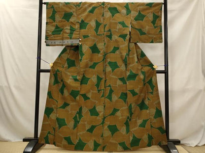 平和屋着物■みゆき紬　手織　舞蝶文　反端付き　正絹　逸品　AABJ2386st