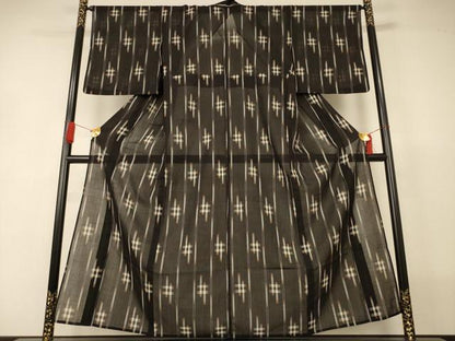 平和屋着物＊夏物　小紋　紗　絣間道　黒地　AABJ2522jd