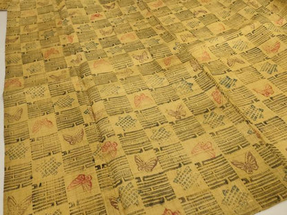 平和屋着物＊夏物　生紬　紗　型染め　市松舞蝶文　正絹　逸品　AABJ2528jd