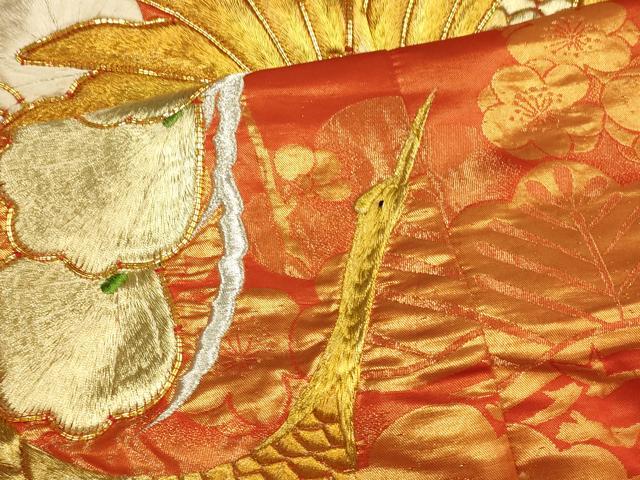 平和屋本店●色打掛　和装　婚礼　結婚式　花嫁　神社挙式　駒刺繍　飛鶴枝花文　金銀糸　金通し地　逸品　AABJ2568fw