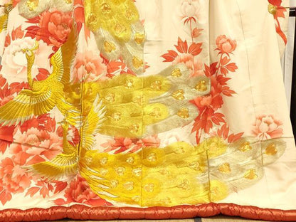 平和屋本店●色打掛　和装　婚礼　結婚式　花嫁　神社挙式　駒刺繍　鳳凰牡丹文　金彩　金銀糸　逸品　AABJ2574fw