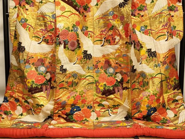 平和屋本店●色打掛　和装　婚礼　結婚式　花嫁　神社挙式　唐織　雪輪草花鶴文　金糸　逸品　AABJ2614fw