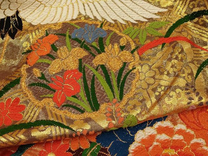 平和屋本店●色打掛　和装　婚礼　結婚式　花嫁　神社挙式　唐織　雪輪草花鶴文　金糸　逸品　AABJ2614fw