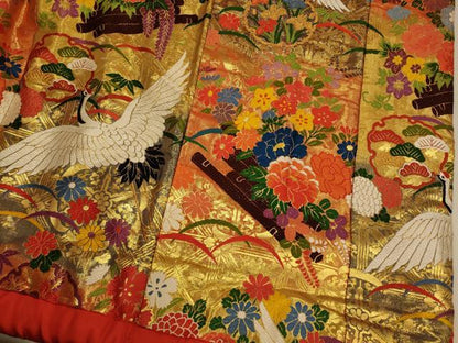 平和屋本店●色打掛　和装　婚礼　結婚式　花嫁　神社挙式　唐織　雪輪草花鶴文　金糸　逸品　AABJ2614fw