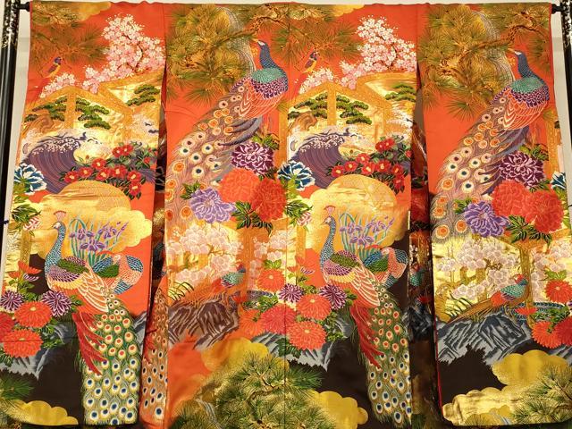 平和屋本店●色打掛　和装　婚礼　結婚式　花嫁　神社挙式　唐織　孔雀屏風松文　金銀糸　逸品　AABJ2652fw