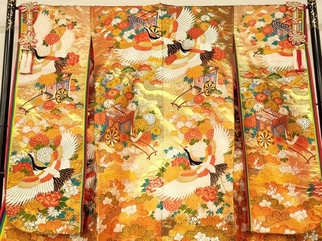 平和屋本店●西陣工芸織　和装　色打掛　婚礼　結婚式　神社挙式　花嫁　唐織　金銀糸　慶松鶴　逸品　AABJ2654fw