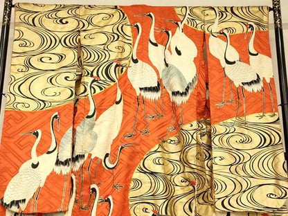 平和屋本店●色打掛　婚礼　和装　花嫁　結婚式　神社挙式　群れ鶴光琳水　駒刺繍　金彩　金糸　逸品　AABJ2656fw