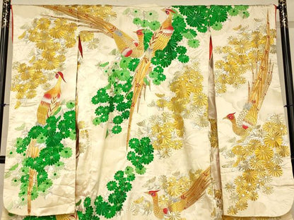 平和屋本店●色打掛　和装　婚礼　結婚式　花嫁　神社挙式　総刺繍　孔雀草花文　金銀糸　逸品　AABJ2669fw