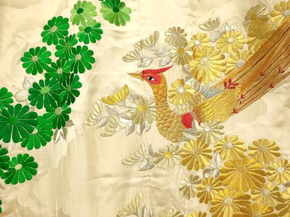 平和屋本店●色打掛　和装　婚礼　結婚式　花嫁　神社挙式　総刺繍　孔雀草花文　金銀糸　逸品　AABJ2669fw