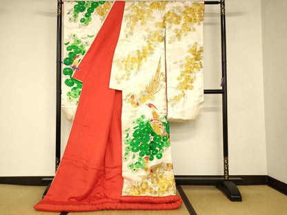 平和屋本店●色打掛　和装　婚礼　結婚式　花嫁　神社挙式　総刺繍　孔雀草花文　金銀糸　逸品　AABJ2669fw