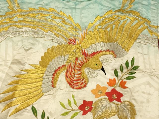 平和屋本店●色打掛　和装　婚礼　結婚式　花嫁　神社挙式　総刺繍　鳳凰枝花文　暈し染め　金銀糸　銀通し地　逸品　AABJ2670fw