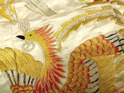 平和屋本店●色打掛　和装　婚礼　結婚式　花嫁　神社挙式　総刺繍　鳳凰枝花文　暈し染め　金銀糸　銀通し地　逸品　AABJ2670fw