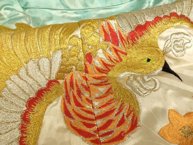 平和屋本店●色打掛　和装　婚礼　結婚式　花嫁　神社挙式　総刺繍　鳳凰枝花文　暈し染め　金銀糸　銀通し地　逸品　AABJ2670fw