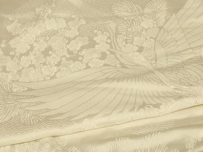 平和屋本店●白打掛　白無垢　和装　婚礼　結婚式　花嫁　神社挙式　唐織　飛鶴松梅文　逸品　AABJ2677fw